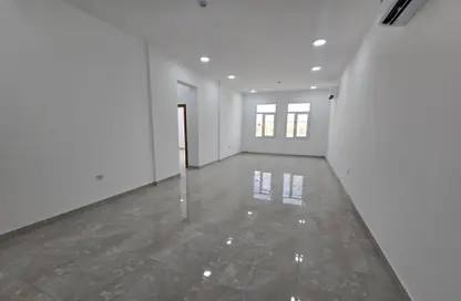 Apartment - 2 Bedrooms - 2 Bathrooms for rent in Al Aziziyah - Al Aziziyah - Doha Apartment - 2 Bedrooms - 2 Bathrooms for rent in Al Aziziyah - Al Aziziyah - Doha