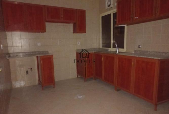 976475 - Property Image 2