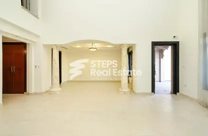 Duplex - 4 Bedrooms - 7 Bathrooms for rent in West Porto Drive - Porto Arabia - The Pearl Island - Doha