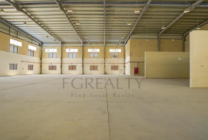 988862 - Property Image 3