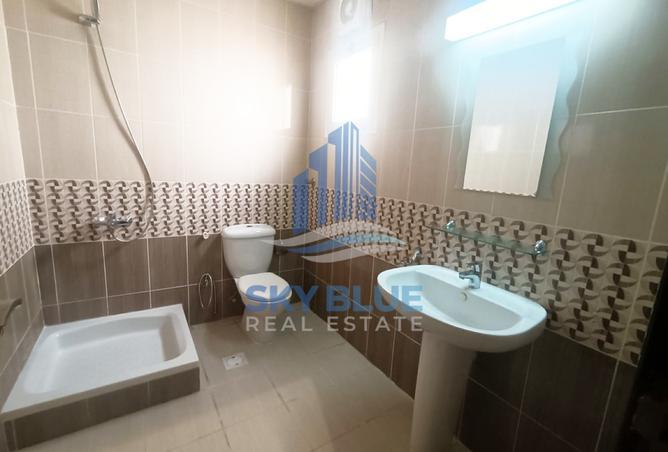 944208 - Property Image 2