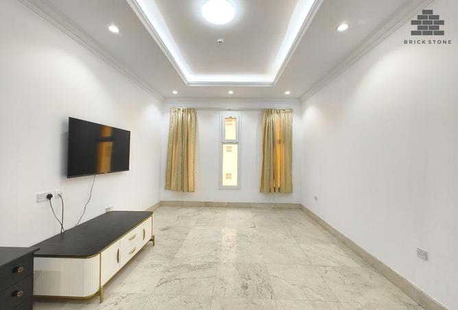 981279 - Property Image 2