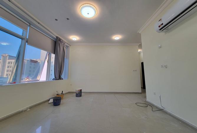 946541 - Property Image 2