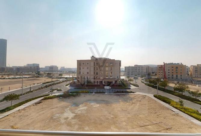 976136 - Property Image 2