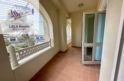 Apartment - 2 Bedrooms - 2 Bathrooms for rent in West Bay Tower - West Bay - West Bay - Doha