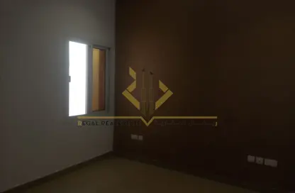شقة - 1 حمام للايجار في الدفنة - الدفينة - الدوحة