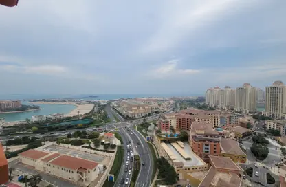 Apartment - 3 Bedrooms - 3 Bathrooms for rent in East Porto Drive - Porto Arabia - The Pearl Island - Doha