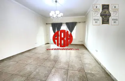 Apartment - 2 Bedrooms - 2 Bathrooms for rent in East Porto Drive - Porto Arabia - The Pearl Island - Doha