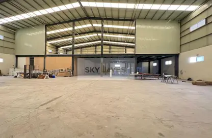 مخزن - استوديو للايجار في شارع الصناعية الشرقي - بركة العوامر - الوكرة