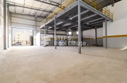 Warehouse - Studio - 1 Bathroom for rent in East Industrial Street - Birkat Al Awamer - Al Wakra