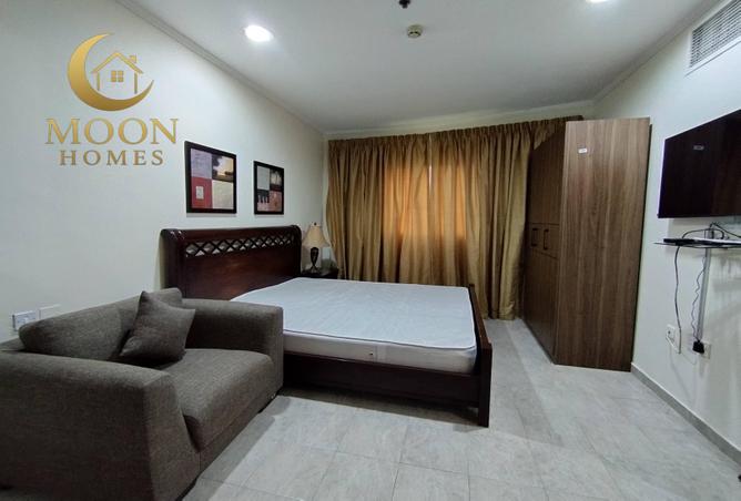 976407 - Property Image 3