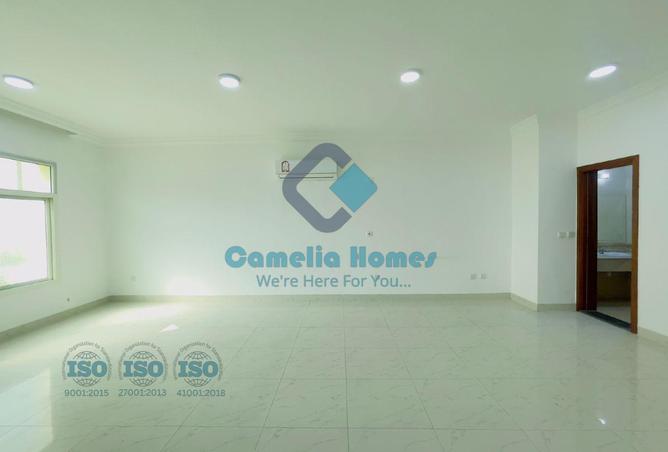 945726 - Property Image 3