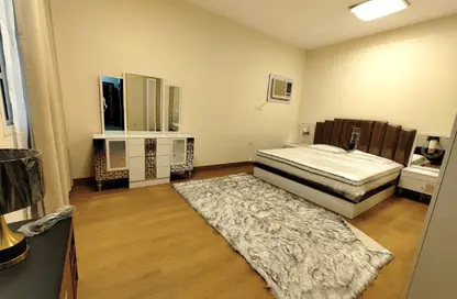 Apartment - 2 Bedrooms - 2 Bathrooms for rent in Al Mansoura - Al Mansoura - Doha