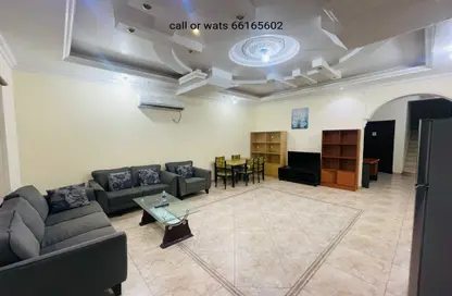 Living / Dining Room image for: Villa - 7 Bathrooms for rent in Down Town - Down Town - Al Khor, Image 1
