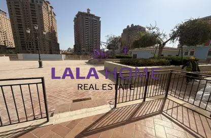 Apartment - 2 Bedrooms - 3 Bathrooms for rent in Carnaval - Qanat Quartier - The Pearl Island - Doha