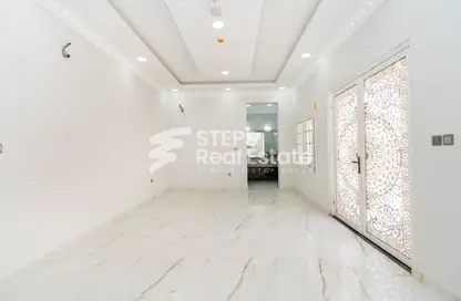 Villa - 7+ Bedrooms - 7+ Bathrooms for sale in Izghawa - Izghawa - Doha