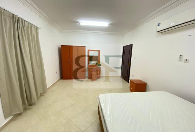 997772 - Property Image 2