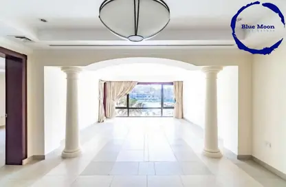 تاون هاوس - 2 غرف نوم - 3 حمامات للايجار في طريق بورتو الغربي - بورتو أرابيا - جزيرة اللؤلؤة - الدوحة