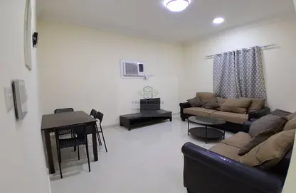 Apartment - 2 Bedrooms - 2 Bathrooms for rent in Old Al Ghanim - Al Ghanim - Doha