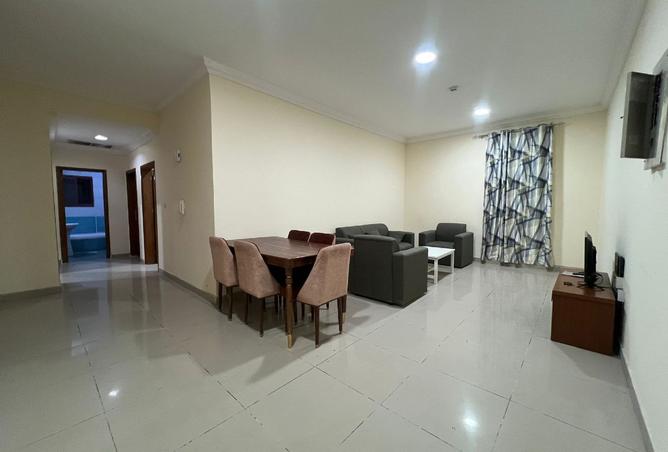 922346 - Property Image 2