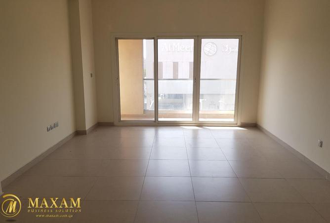 904070 - Property Image 2