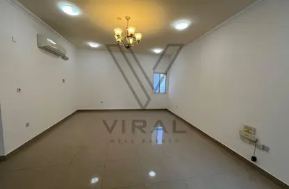 Apartment - 3 Bedrooms - 3 Bathrooms for rent in Anas Street - Fereej Bin Mahmoud North - Fereej Bin Mahmoud - Doha