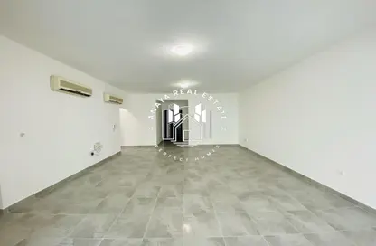 Apartment - 2 Bedrooms - 2 Bathrooms for rent in Fereej Bin Mahmoud South - Fereej Bin Mahmoud - Doha