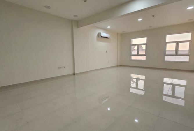 979595 - Property Image 3