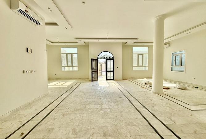 936792 - Property Image 3