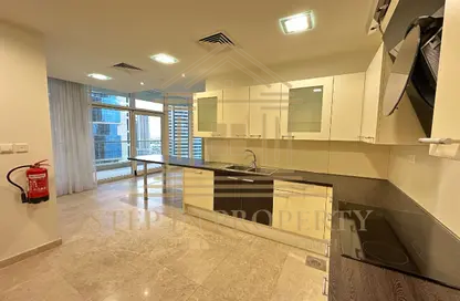 Apartment - 3 Bedrooms - 5 Bathrooms for rent in West Bay Tower - West Bay - West Bay - Doha