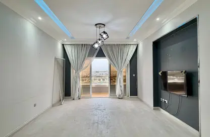 شقة - 2 غرف نوم - 4 حمامات للايجار في شقق أرتان ريزيدنس فوكس هيلز 150 - فوكس هيلز - الوسيل