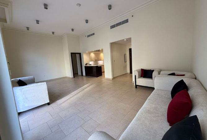 995121 - Property Image 2