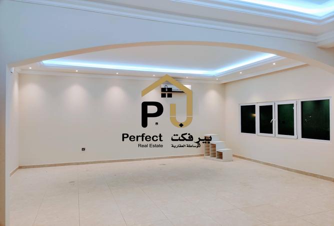 865907 - Property Image 3