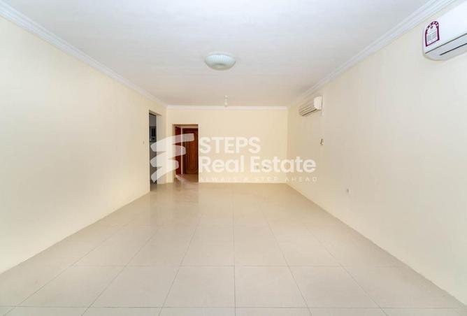 936971 - Property Image 2