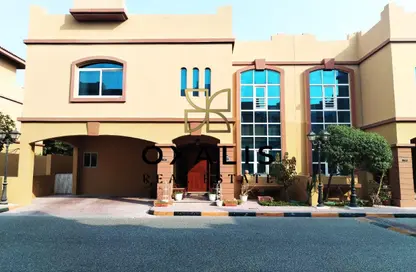 Villa - 4 Bedrooms - 5 Bathrooms for rent in Bu Hamour Street - Abu Hamour - Doha