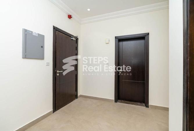 955070 - Property Image 2