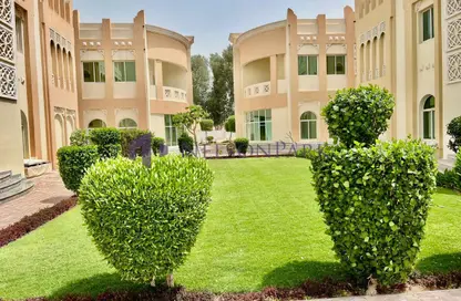Compound - 4 Bedrooms - 5 Bathrooms for rent in East Gate - West Bay Lagoon - Doha