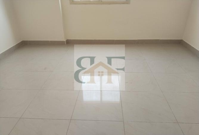 994262 - Property Image 3