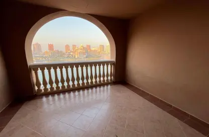 Apartment - Studio - 1 Bathroom for rent in Tuscan Tower - Porto Arabia - The Pearl Island - Doha