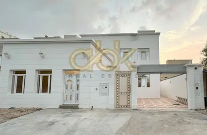 Villa - 7+ Bedrooms - 7+ Bathrooms for sale in Umm Qarn - Al Daayen