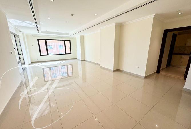 981831 - Property Image 3