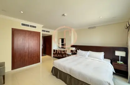 Apartment - 1 Bedroom - 2 Bathrooms for rent in East Porto Drive - Porto Arabia - The Pearl Island - Doha