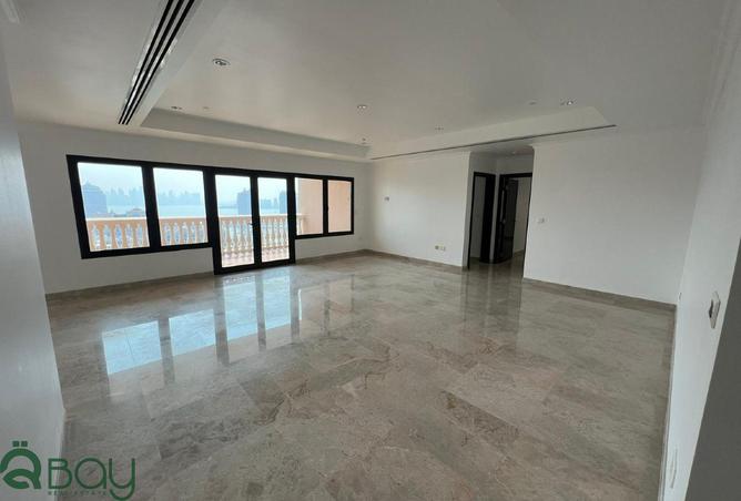 963494 - Property Image 2