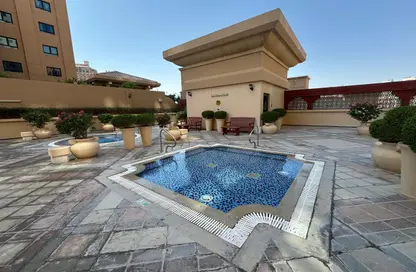 Apartment - 1 Bedroom - 2 Bathrooms for rent in Porto Arabia - The Pearl Island - Doha