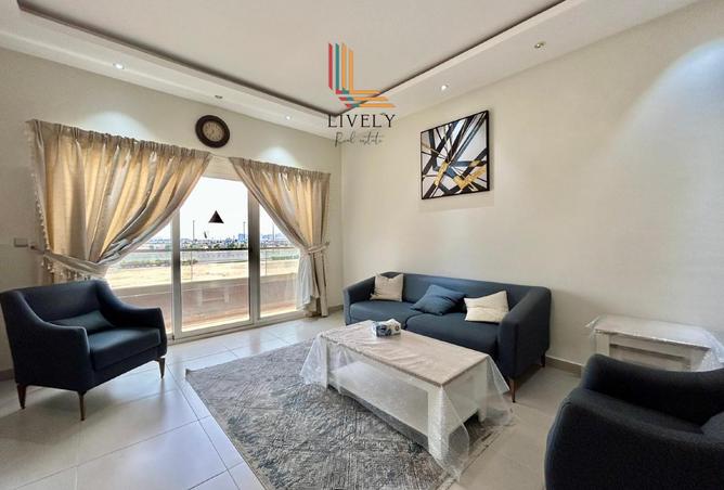 951746 - Property Image 2