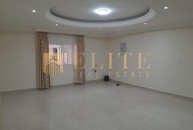 932761 - Property Main Image