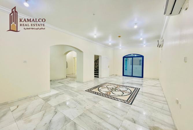 967745 - Property Image 3