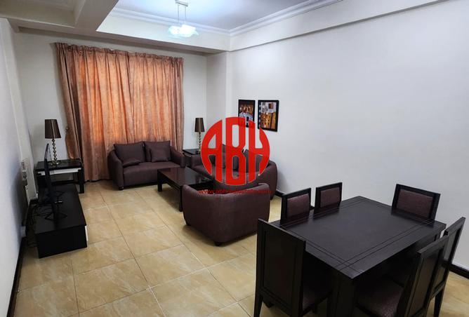 Apartment - 2 Bedrooms - 3 Bathrooms for rent in Al Sadd Road - Al Sadd - Doha
