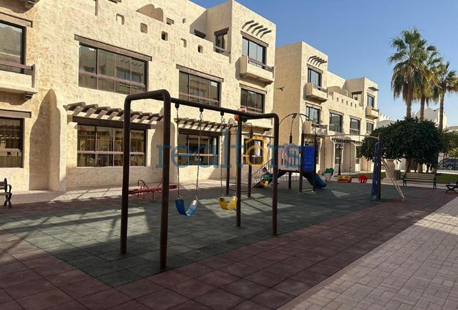 1001014 - Property Image 2