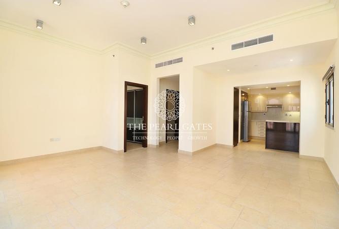 968585 - Property Image 2